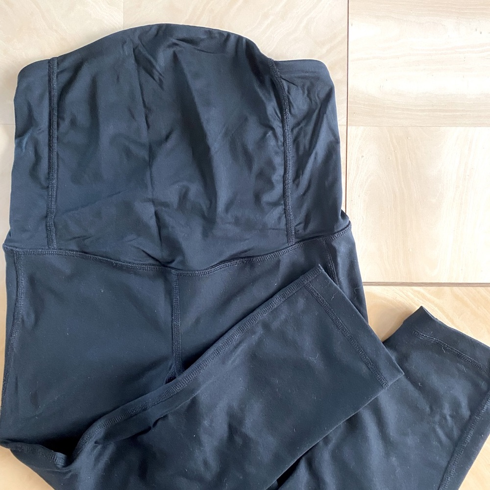Maternity wear bottom capris